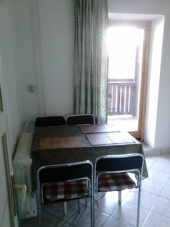 Belvarosi Vendeghaz ميسكولك المظهر الخارجي الصورة